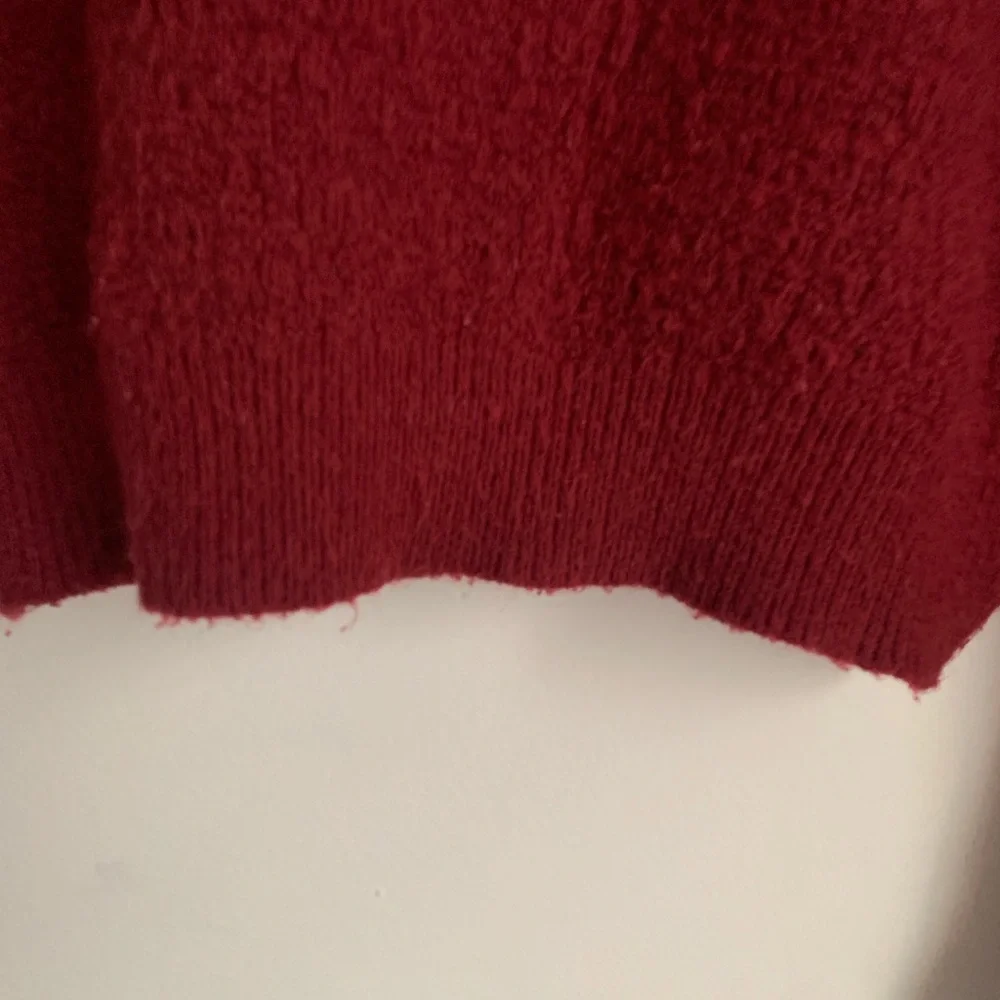 Lili Sidonio by Molly Bracken Burgundy Puff Sleeve Sweater - Picture 5 of 9